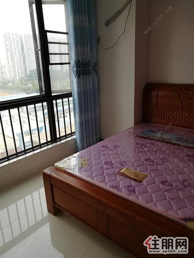 整租|位于体育中心旁边华泰官邸