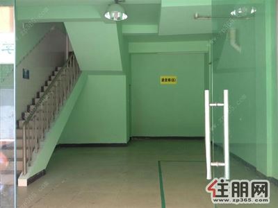 江南区-南国花园商城整栋出租商住办公两用三层半占地45平米