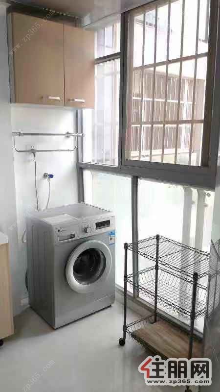 地铁一号线琅东汽车站一百米处汇东郦城两房出租交通便利