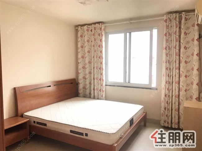 锦春路电视台宿舍三房精装2800一个月随时看房