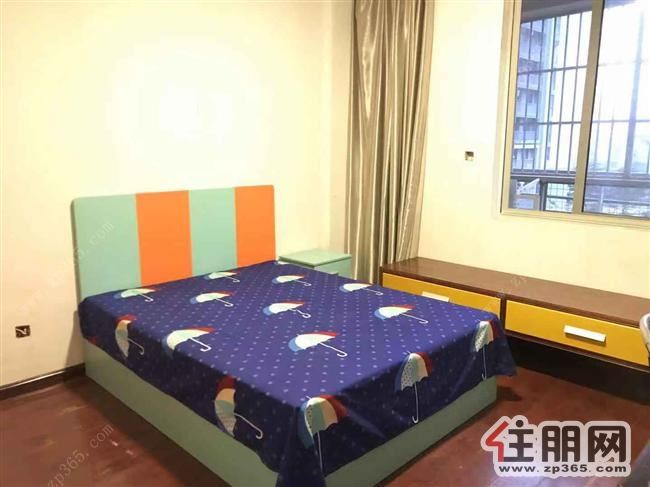 民族大道边凤岭站地铁口上东国际拎包入住家具齐全