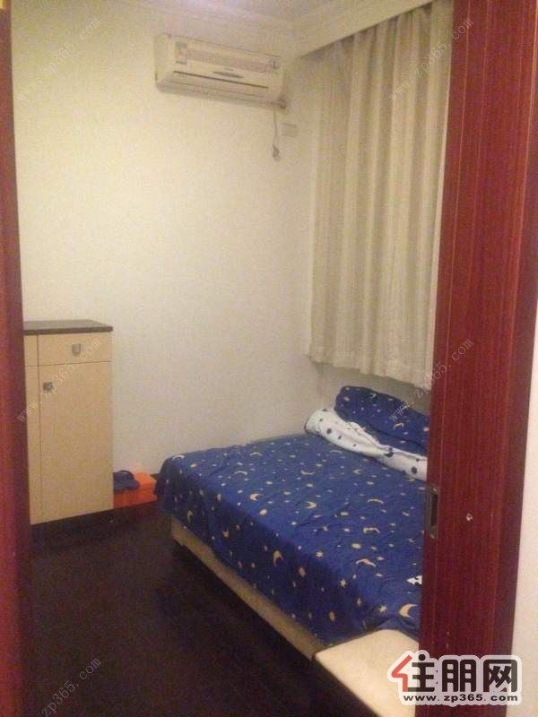 金河湾豪装二楼3房