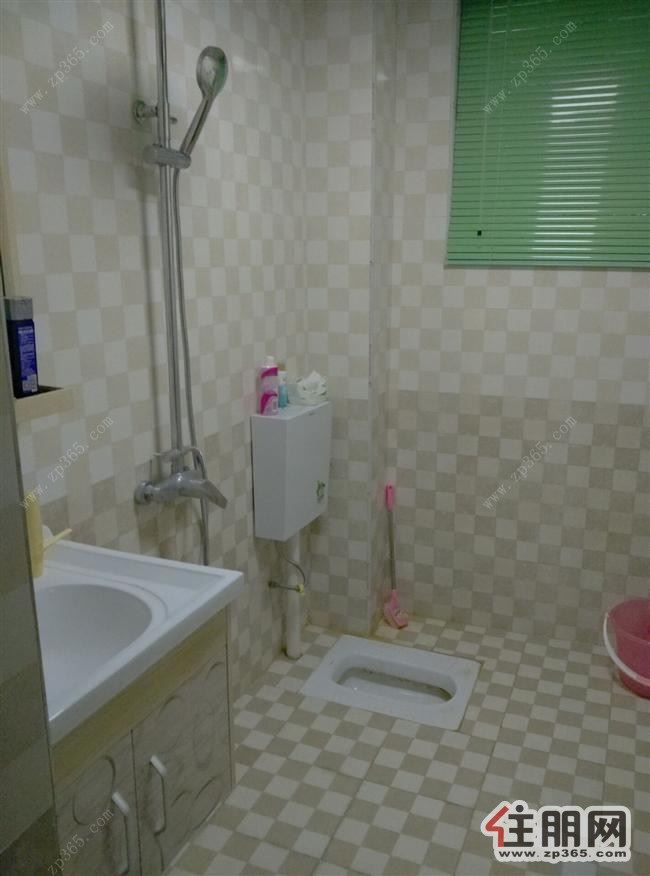 万达附近工学院精装三房可拎包入住