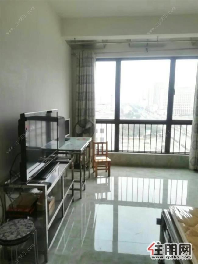 水岸郦都***3房2厅出租1700/月拎包入住