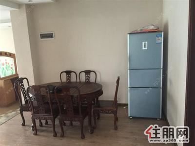  东盟商务区-求合租一套三房两厅的房子