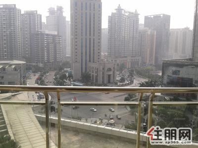 青秀区-地王国际商务中心，CBD165平米办公室低价出租！！有钥匙