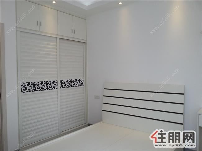 汇金一号(荣军路226号三柳大院旁)