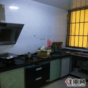 新阳路-比邻新秀公园，配齐两房8米长大阳台就在锦绣豪庭电梯好楼层