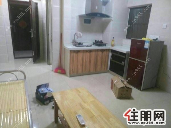 星光大道长凯9号,电梯一房,配齐出租,保养干净,1400即可拎包