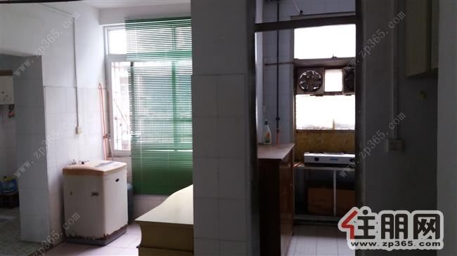 广雅路口八一路19号步步高正对面单位宿舍90平方3室1厅