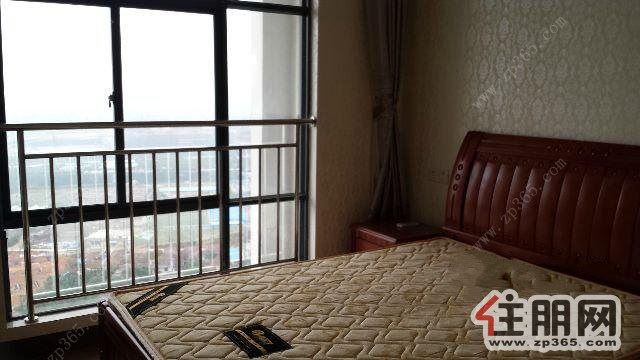 海城蓝海银湾3室2厅120平米押二付三