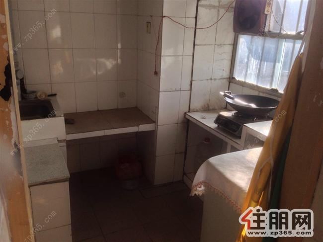 第六地质队2房一厅一卫