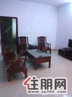 百合花园三房一厅一卫。