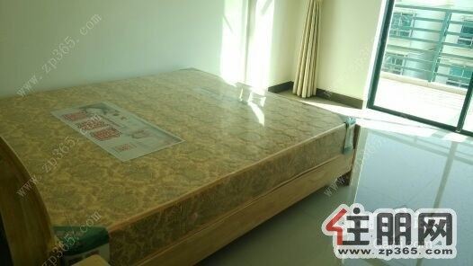 碧桂华庭,全新装修3房2厅2600