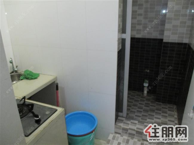 东方巴黎两房一厅家电设施齐全