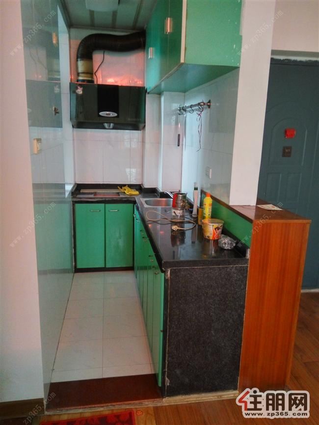 户型方正,公摊少