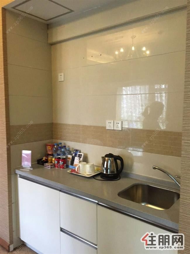 柳州市文昌路阳光壹佰城市广场9栋第四层楼精装修房(居住或经营用房)