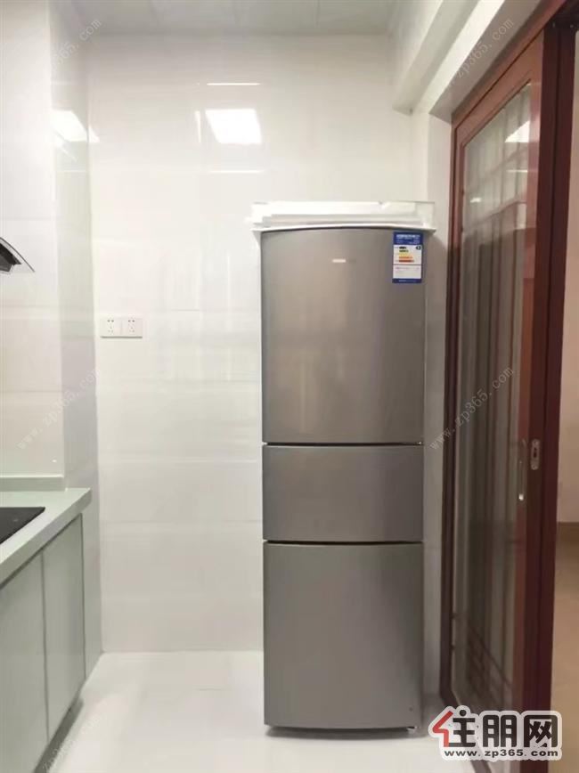 华凯大院(华凯逸悦豪庭二期80平2房1厅)