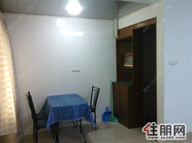 谭中西路16号金都汇6楼2号一房一厅出租