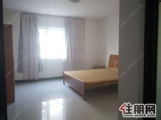 泽源小区大四房,家电家具齐全,拎包即住,现在只租1700