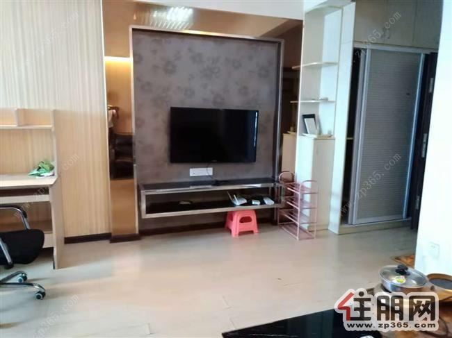 唐人街单身公寓