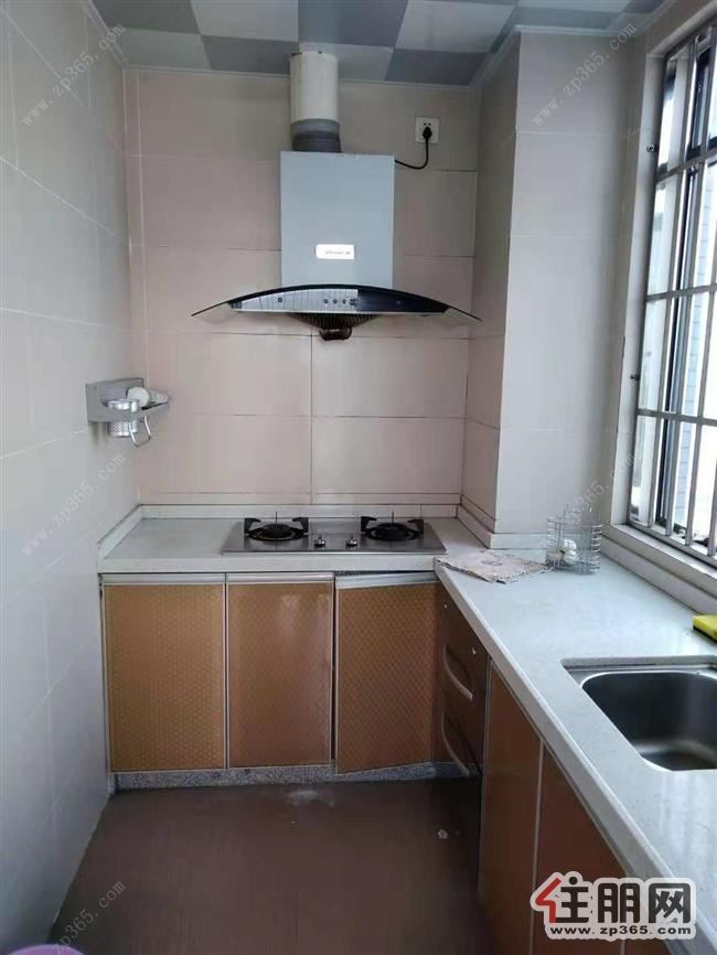 唐人街单身公寓