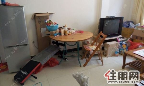 3室1厅1厨1卫合租还有两个空房间,房租600每月水电均摊