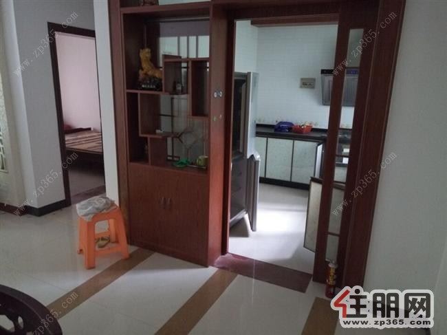 七里香溪大三房,家电家具齐全,现在业主1400出租