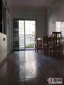 港北区-德宝花城2房2厅出租1600元/月，拎包入住看房方便