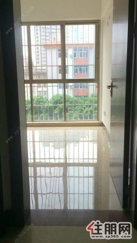 整租|锦远国际靠近人民医院家具电齐全