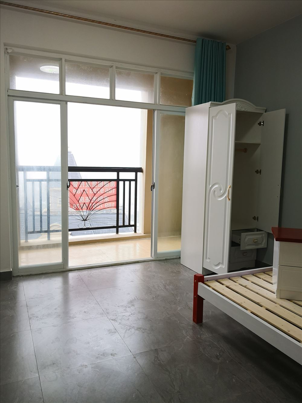 清川地铁口旁怡和信苑