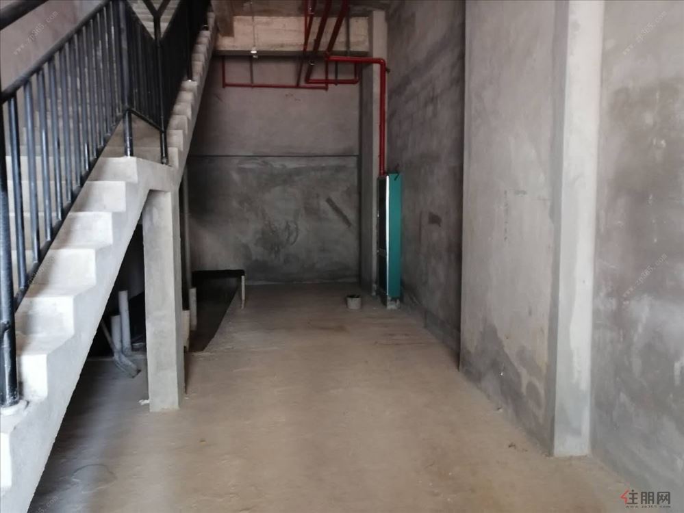 广西南宁五象大道良庆万达茂商务区临街铺面出租