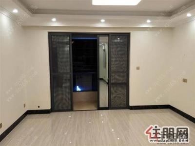 大学东路-1号线鲁班路地铁口，全新装修首次出租，可住可办公，广西大学旁配套成熟