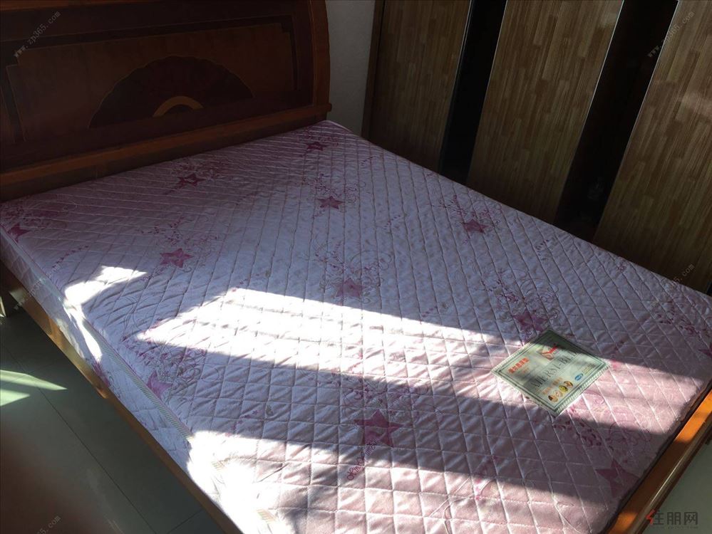 美家园,金城商厦青年广场对面