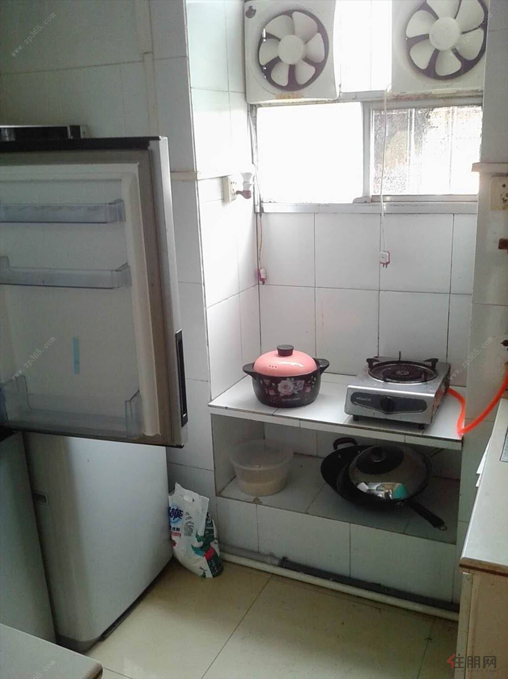 玉药集团国营单位玉林制药厂(拎包入住) 3室1厅85平米房屋出租