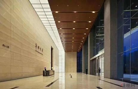 南宁-招租:地铁口万象城旁,华润大厦400平,精装办公楼