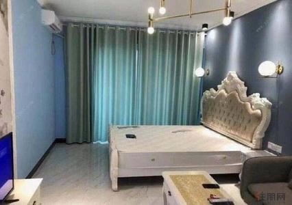 朝阳中心-地铁口 市中心 朝阳 澳门街 豪华装修.家电配齐，拎包入住！！