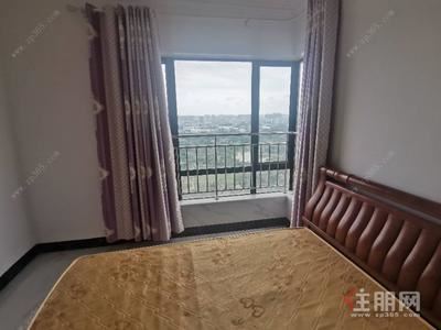  秀灵路-拎包入住精装3房租2400