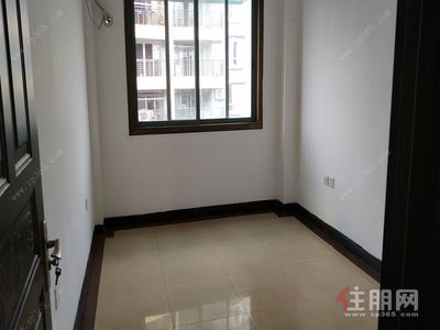 青秀区，青秀区东葛路南湖碧园5房208平米292万