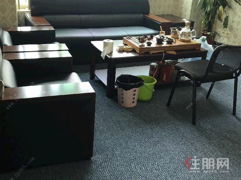 青秀区东葛路中天世纪花园0房220平米4500元/月