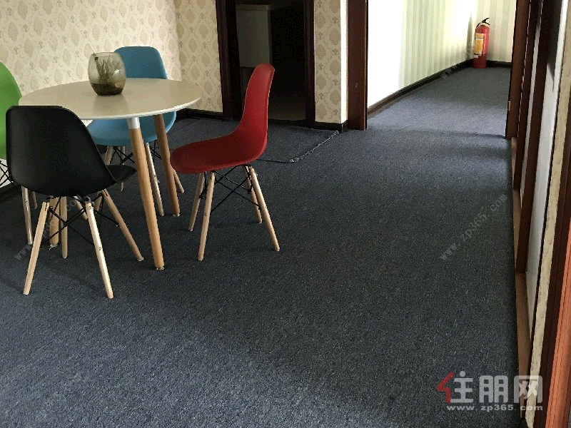 青秀区东葛路中天世纪花园0房220平米4500元/月