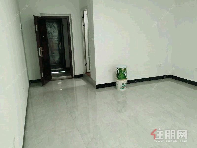 青秀区东葛路中天世纪花园1房46.42平米2100元/月