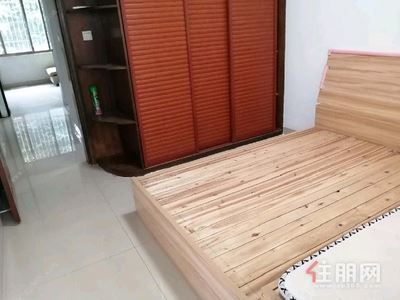 青秀区-青秀区东葛路金花苑1房55平米2000元/月