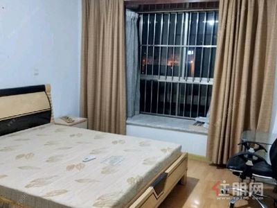 明秀东路，西乡塘区北湖片区振宁翠峰3房108平米2000元/月
