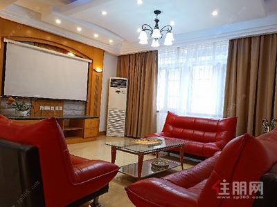 青秀山-青秀区凤岭南青秀山庄3房140平米4000元/月