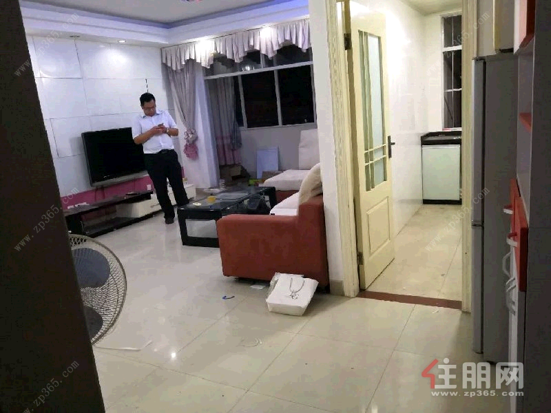 青秀区东葛路大地华城3房121平米3700元/月