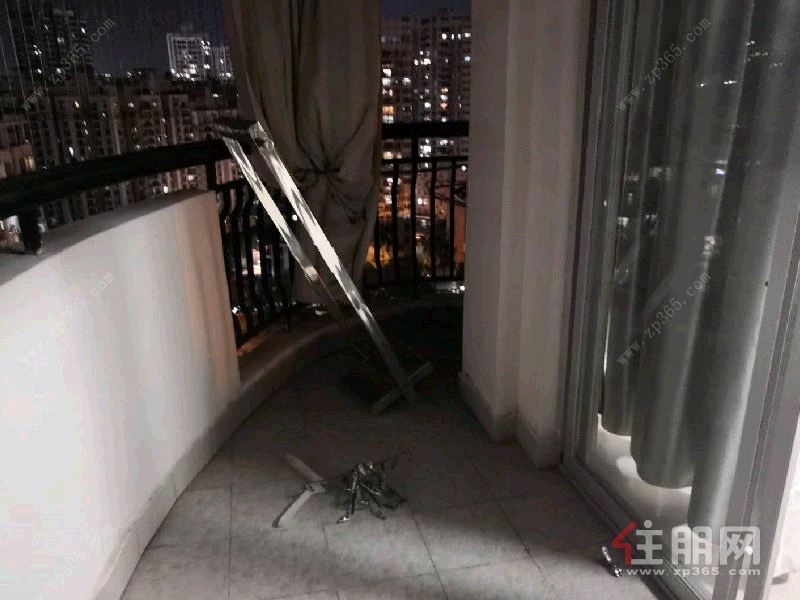 青秀区东葛路大地华城3房121平米3700元/月