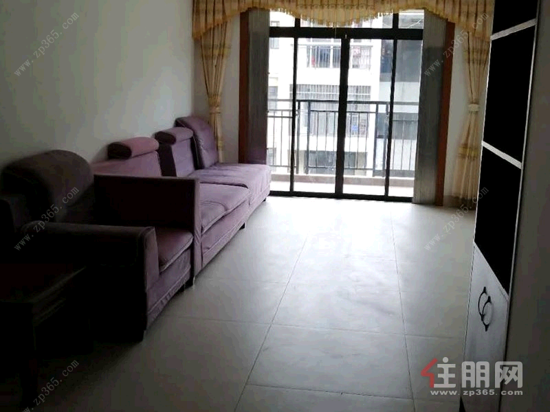 江南区五一路富宁新兴苑3房100平米2300元/月