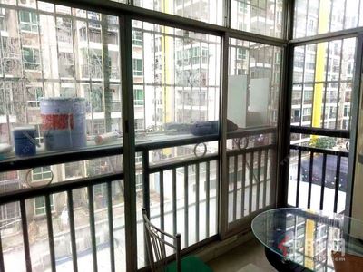 青秀区-青秀区仙葫东方广场2房72平米1900元/月