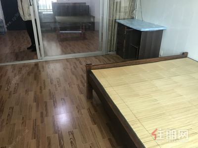 青秀区-青秀区仙葫东方广场1房45平米1000元/月